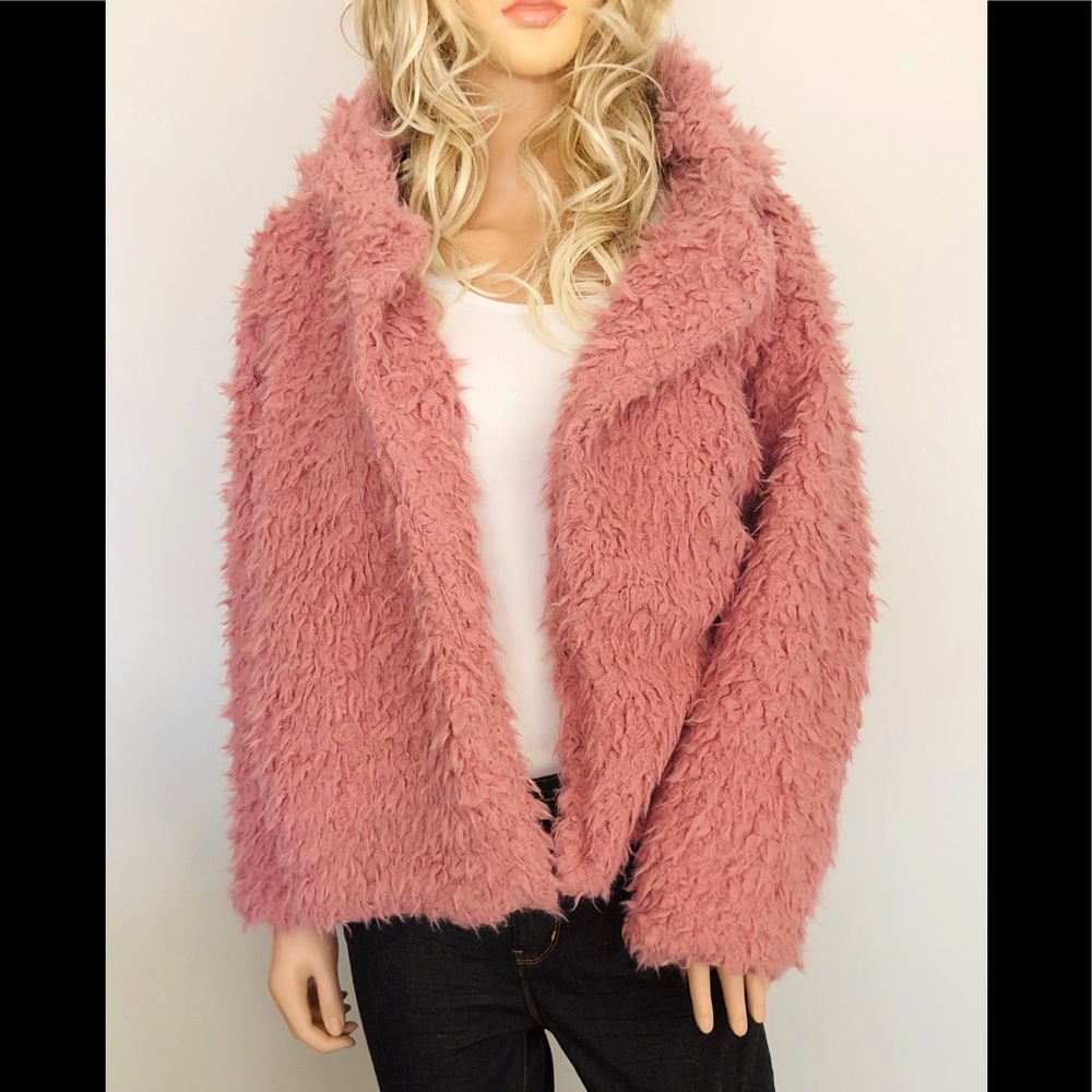 COAT/ JACKET